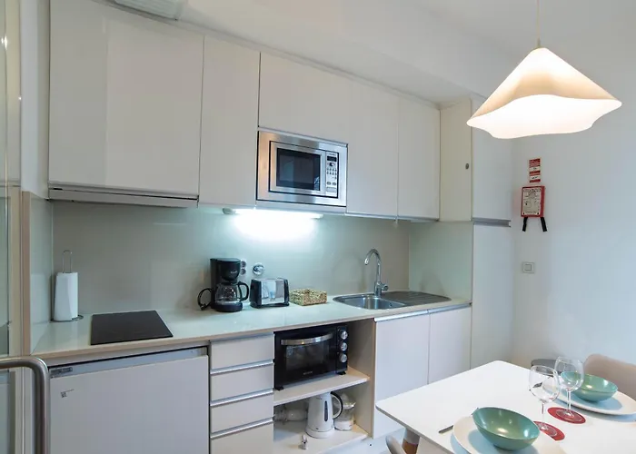 Apartament Santa Catarina - No Centro Da Com Garagem, Perto Do Timeout Market - Renovado Lizbona