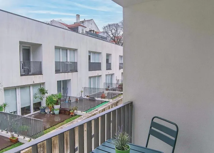 Santa Catarina - No Centro Da Com Garagem, Perto Do Timeout Market - Renovado Lisboa